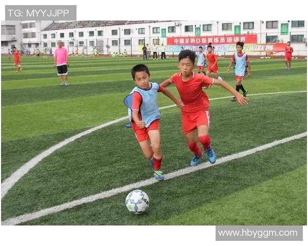 新苗足球：培养未来之星助力青少年足球梦想的成长之路