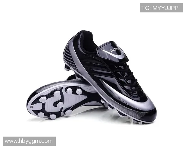 足球科尔美引领运动装备新潮流助力年轻人追逐梦想 足球科尔美引领运动装备新潮流助力年轻人追逐梦想